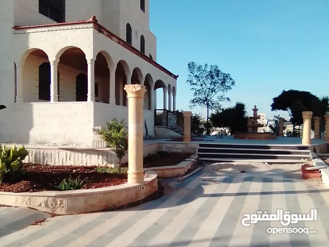 700m2 5 Bedrooms Villa for Sale in Zarqa Graiba