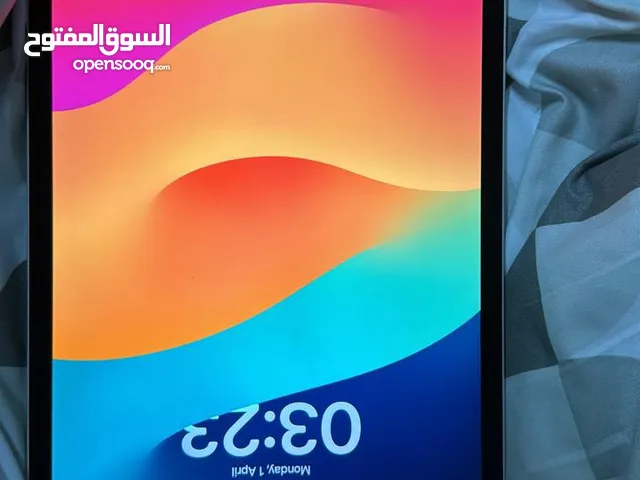 Apple iPad pro 4 128 GB in Al Sharqiya
