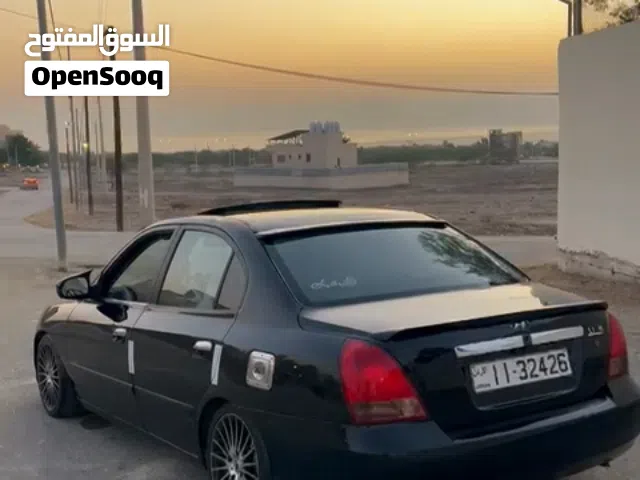 2001, هيونداي, النترا, Standard