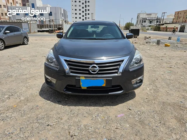 2013 Nissan Altima SV 2.5L – Smooth Drive, Excellent Value