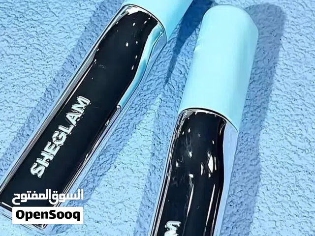 مزيل مسكارا من ماركة شيكلام