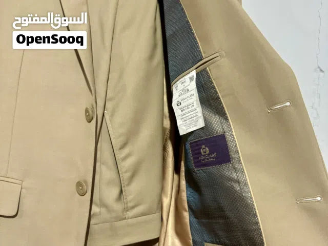 بدلة رجالي كالجديد بيج إستخدام مرة واحدة فقط
