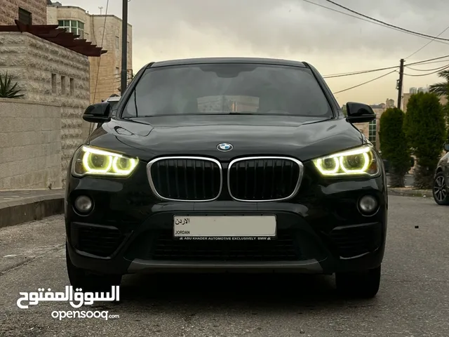 BMW X1 2017 BLACKOUT TRIM للبيع او البدل