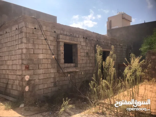 عرض كزيوني كسعر ومكان تقدر تاخد حوش هيكل مصقف في مكان سكني مش إستراحات وبعيد عن الضغط العالي