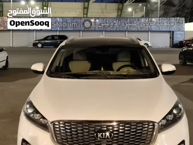 Used Kia Sorento in Basra