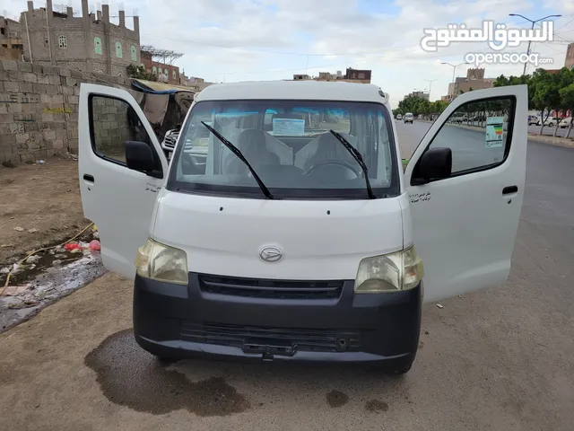 باص تونسي 2015