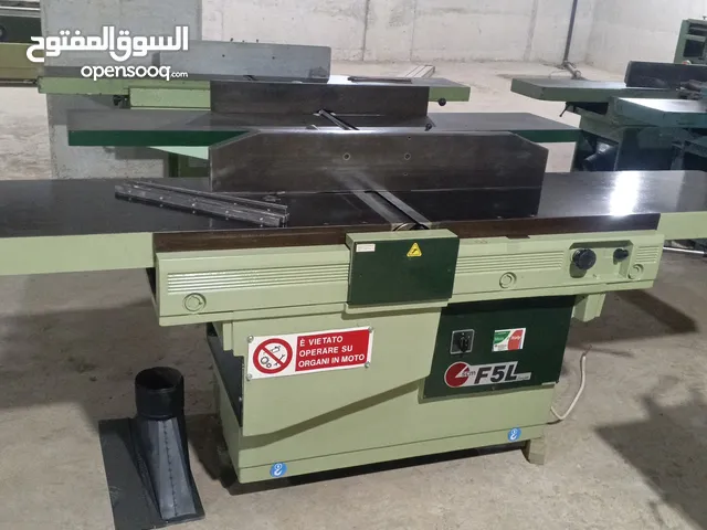 معدات مصانع الخشبية