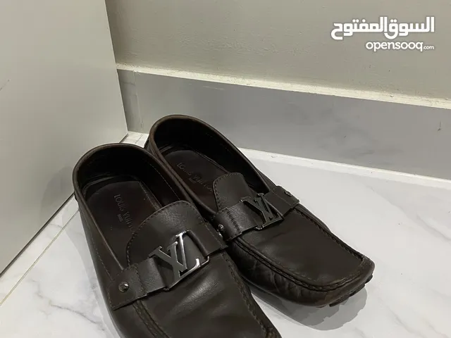 حذاء Louis Vuitton مستخدم