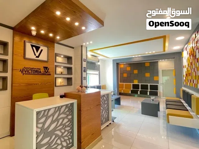 للإيجار داخل مركز طبي متكامل – شفا بدران متوفر عيادة فارغة بمساحة 19 متر للإيجار داخل مركز طبي .