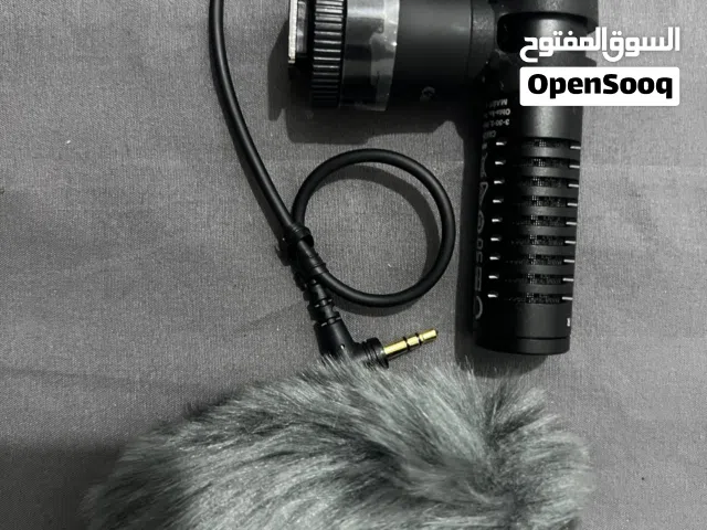 Canon DM-E100 Stereo Microphone with Windshield