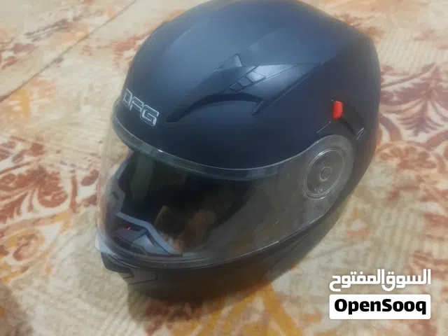 خوذه لون اسود حجم اگس لارج ب 20 الف
