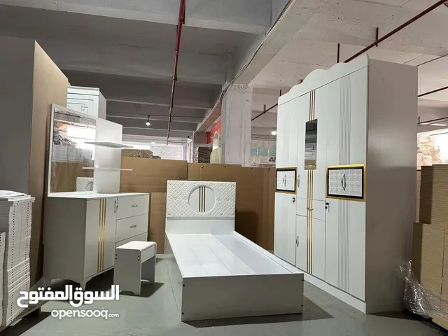 غرف شبابي كنتور 3 باب سرير مع ميز توليت