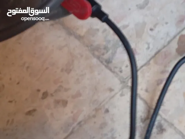 سكوتر كهرباء شاومي سرعته الحد الادنى 33 وبشيل وزن250 كيلو وبمشيك 30 كيلو تقريبا من الزرقاء الى عمان