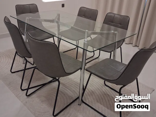 Dining table with 6 chairs 350 last price