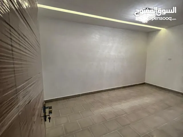 155 m2 4 Bedrooms Apartments for Sale in Tripoli Salah Al-Din