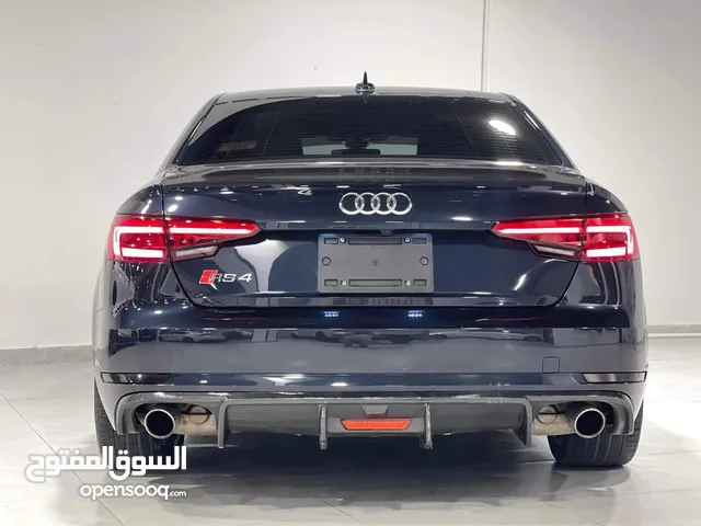 Audi a4 premium plus kit RS4 2019/2018