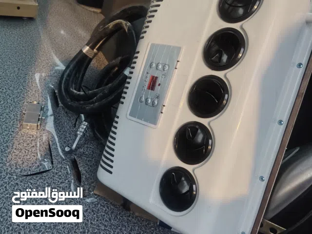 سبلات واحد ظن 12 فولد يعني على باتري يشتغل