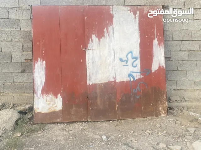 باب محل للبيع مترتين ونص