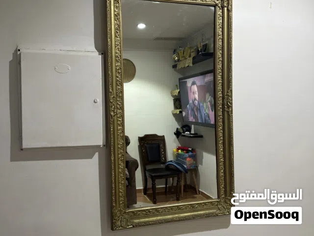مرايه طولها متر