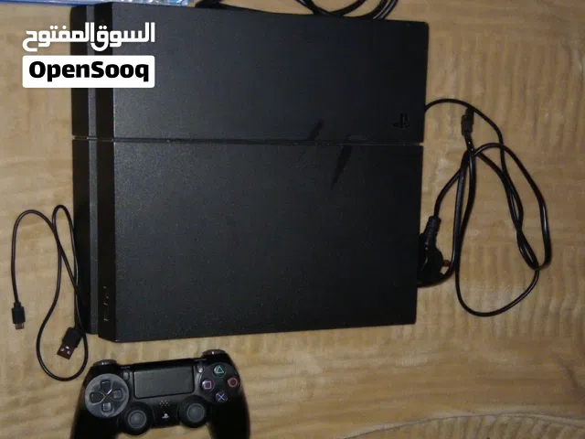 بلاي ستيشن 4 مع الوايرات و يا قيره الأصلي و يا جارج و شريط ذا لست اف اس