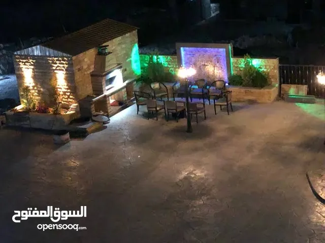 4 Bedrooms Chalet for Rent in Amman Airport Road - Manaseer Gs