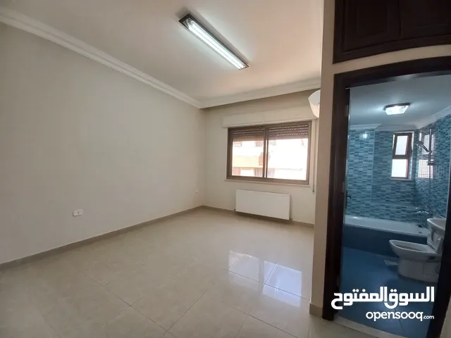 شقة غير مفروشة للإيجار 260م2 ( Property 17175 ) سنوي فقط