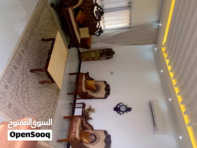 طقم كراسي مصرية 7اشخاص نظيف جدا"