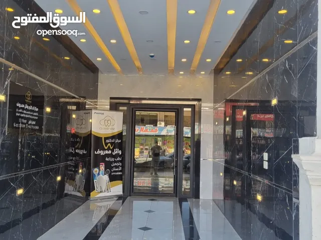 مكتب للإيجار مساحتها 77 متر مربع