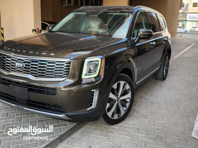 SUV Kia in Dubai