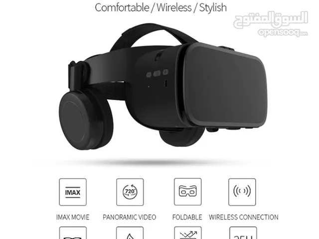 نظارة VR تستعمل بالهاتف مستعمله قليلا مع معداتها ويد استخدام