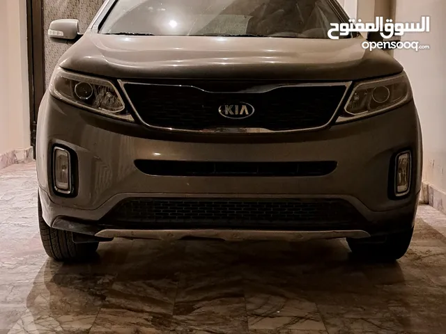 Used Kia Sorento in Benghazi