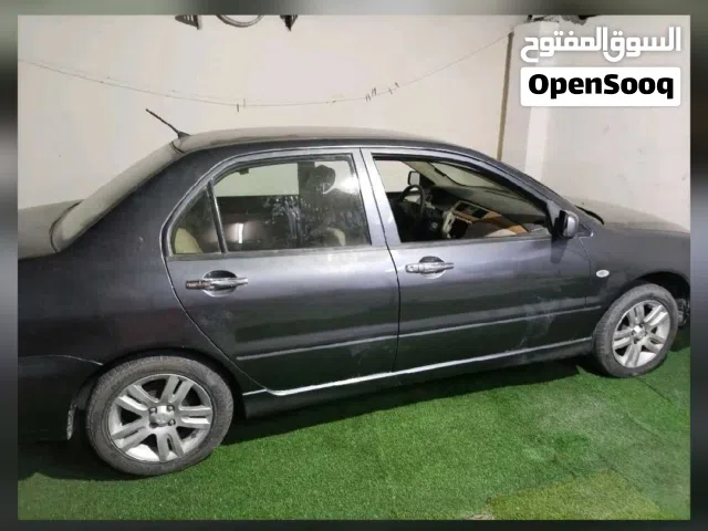 مستبيشي لنسر