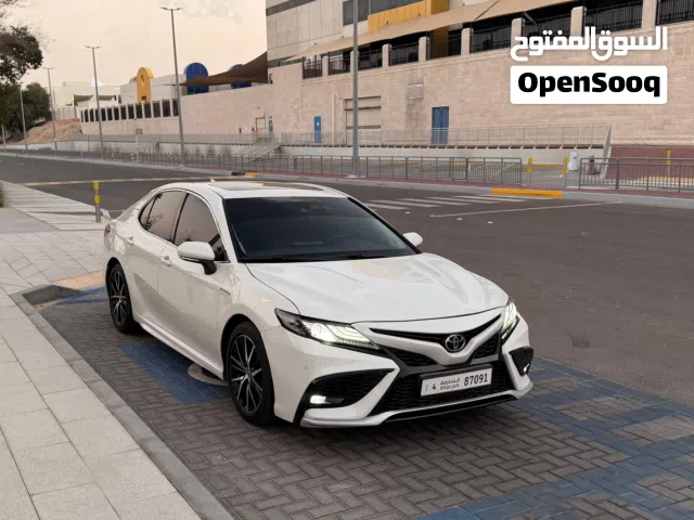 Toyota Camry Grande Sport V6 2023