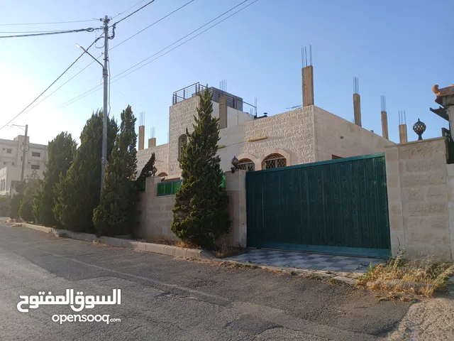 300 m2 4 Bedrooms Townhouse for Sale in Amman Al-Abdaliya