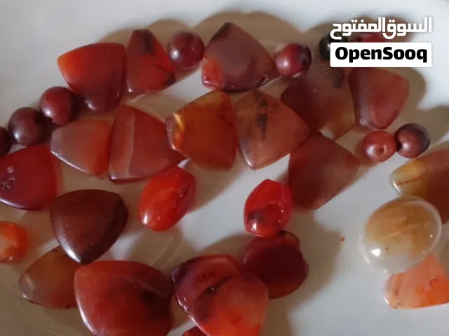 السلام عليكم عندي عقيق يماني اصلي سعر  نتواصل اقرى الوصف