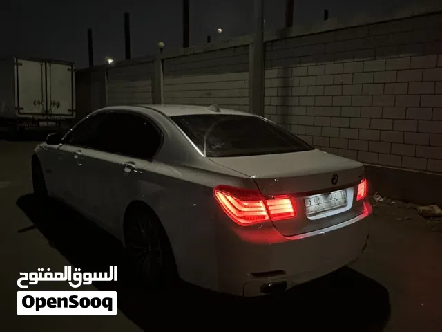 2009, بي ام دبليو, الفئة 7, 740