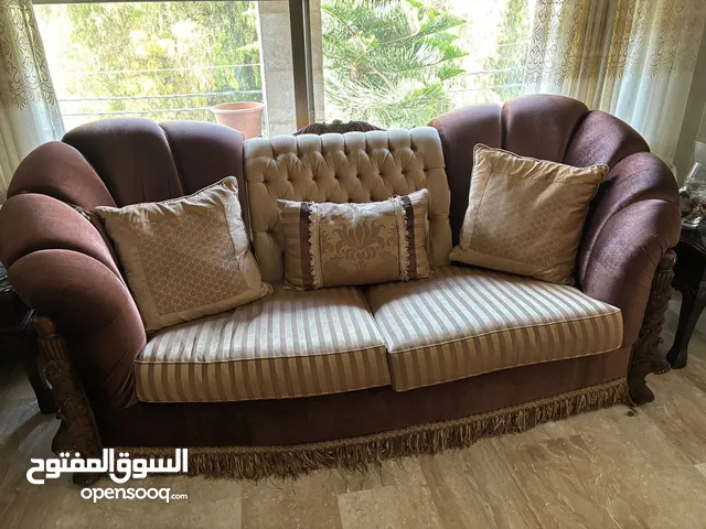 طقم كنب - غرفة ضيوف بحالة جيدة جدا