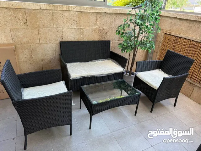 طقم قعدة خارجي مع الفرش