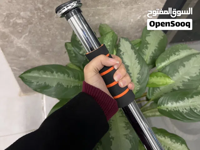 عقلة باب رياضية سهلة التثبيت على الباب