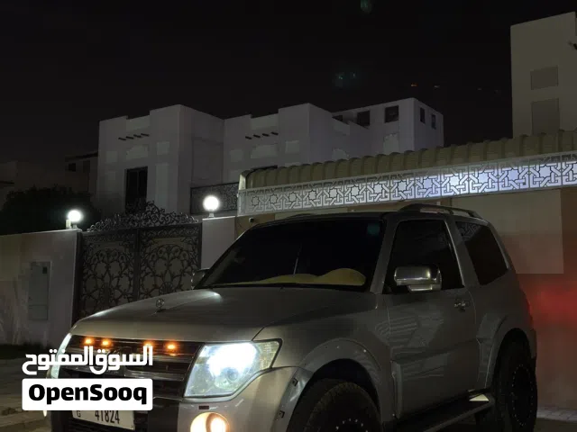 2008 ميتسوبيشي باجيرو GLS