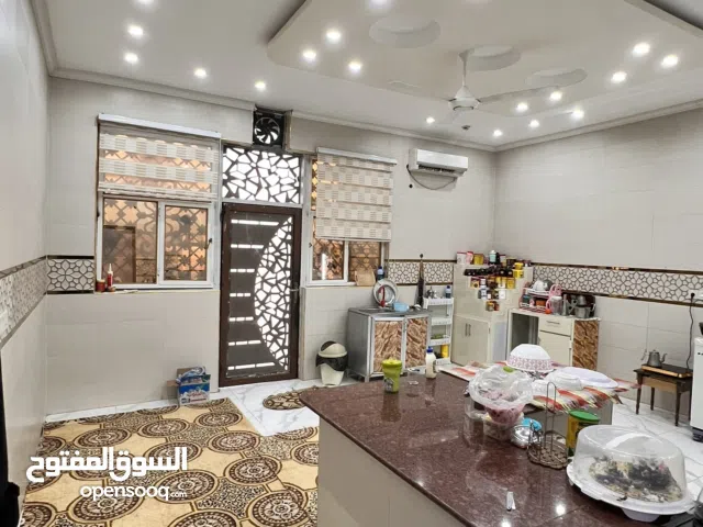 370 m2 More than 6 bedrooms Villa for Sale in Basra Kurdland