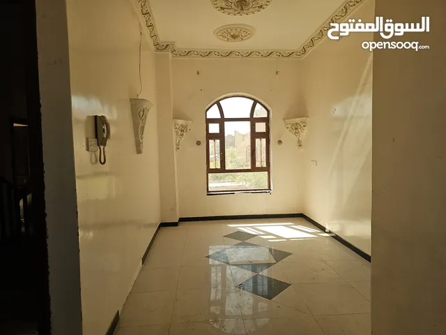 10 m2 3 Bedrooms Apartments for Rent in Sana'a Other
