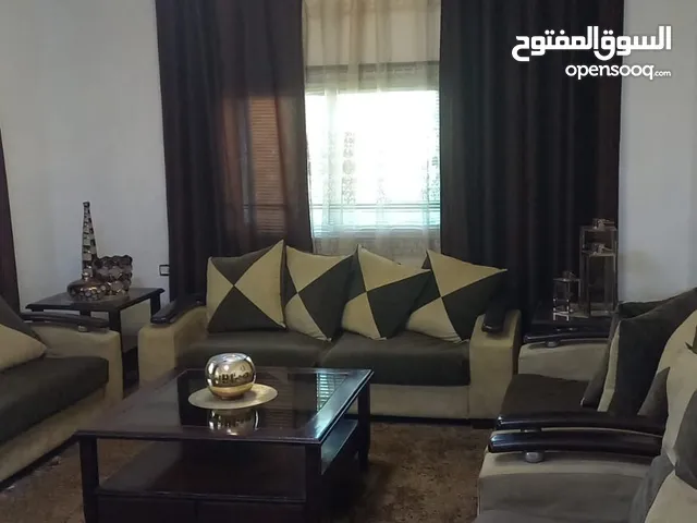 غرفة ضيوف للبيع