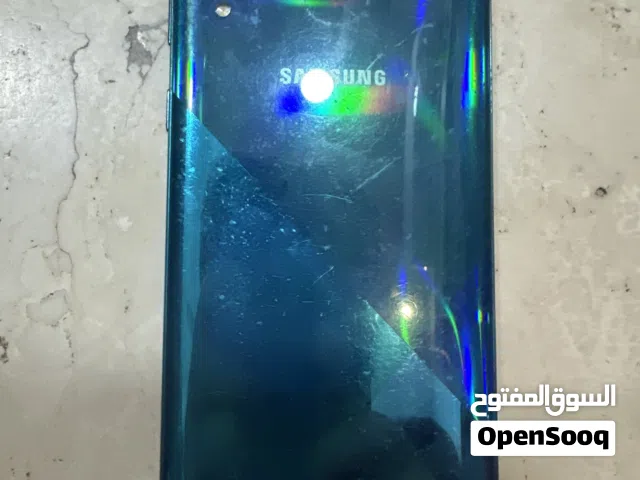 تليفون للبيع سامسونج باحالة ممتازة جدآ بطارية 100%