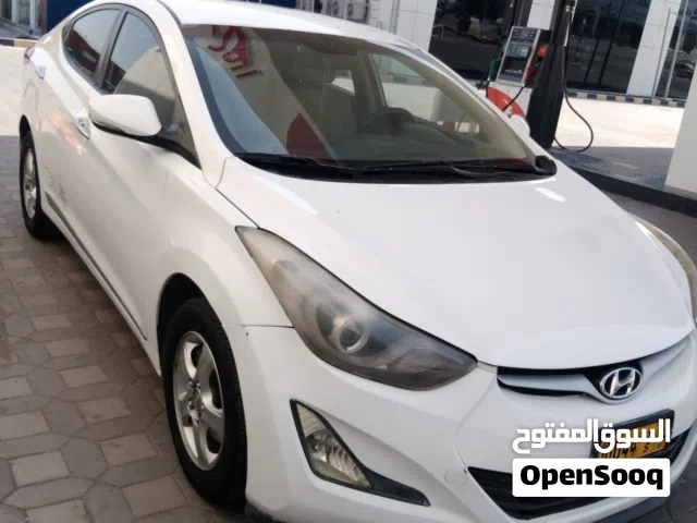 Hyundai Elantra 2012