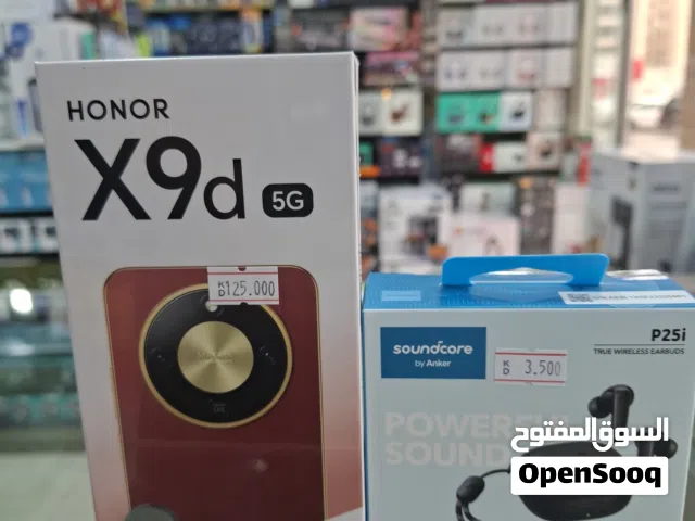 هاتف Honor X9d 5G، وهو هاتف ذكي يركز بشكل أساسي على المتانة العالية وعمر البطارية الطويل