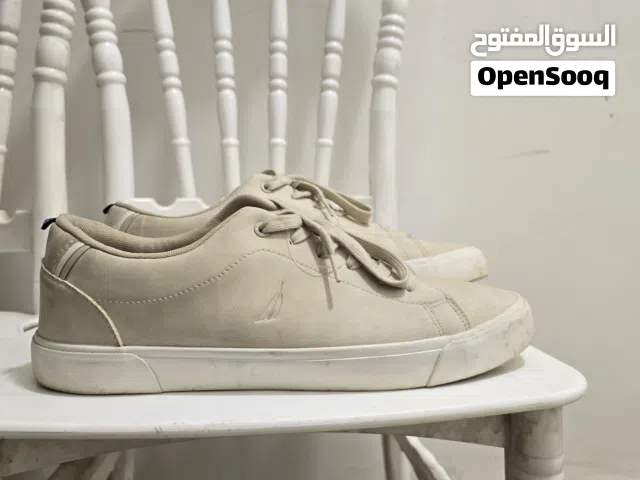 حذاء نوتيكا امريكي من امريكا