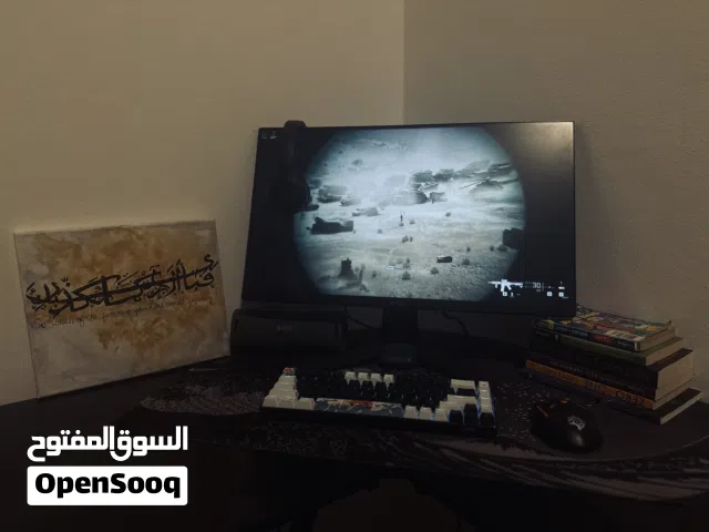 MSI G2422C (gaming monitor) & 60%mechanical keyboard