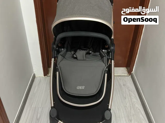 عربانة اطفال