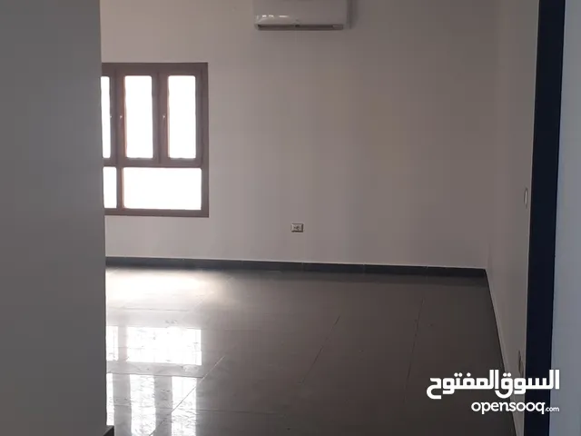 180 m2 3 Bedrooms Villa for Rent in Tripoli Al-Serraj